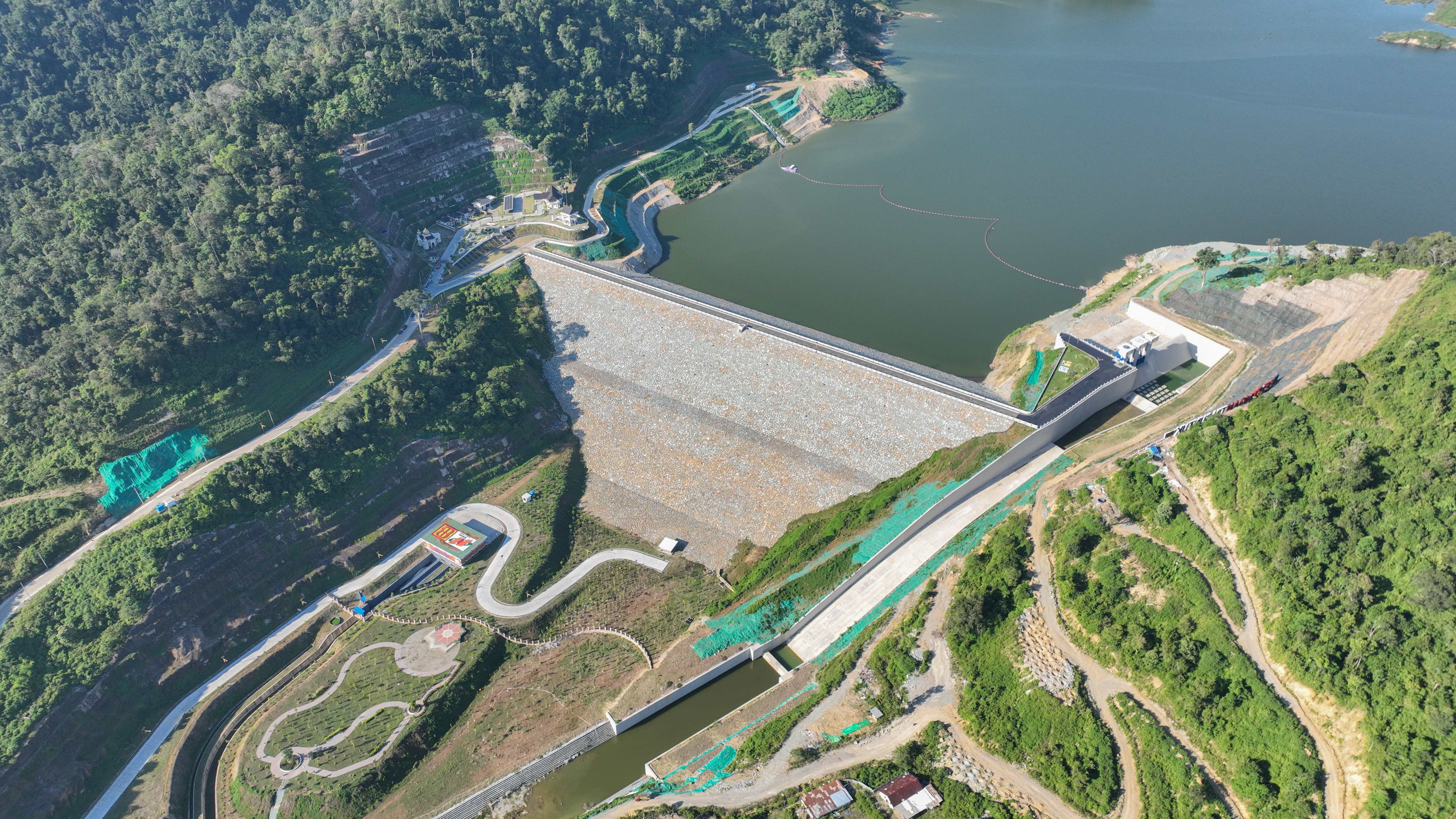 Highlight Bendungan Tiu Suntuk